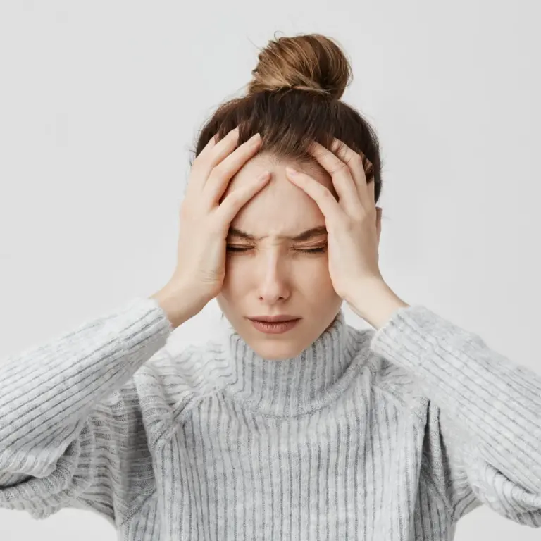 טפילים במעיים: הסימנים השקטים והטיפול הטבעי לסילוקם